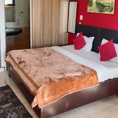 Shikha Resort Ewentbliz Bhīm Tāl 외부 사진