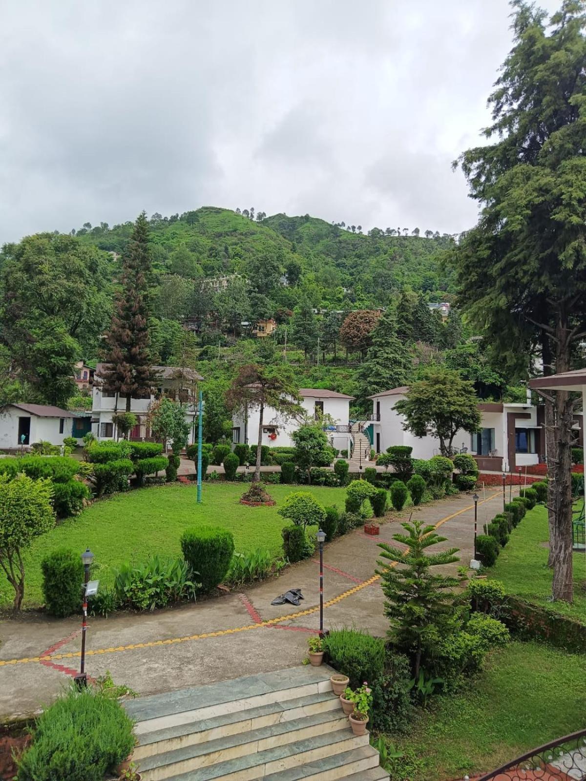 Shikha Resort Ewentbliz Bhīm Tāl 외부 사진
