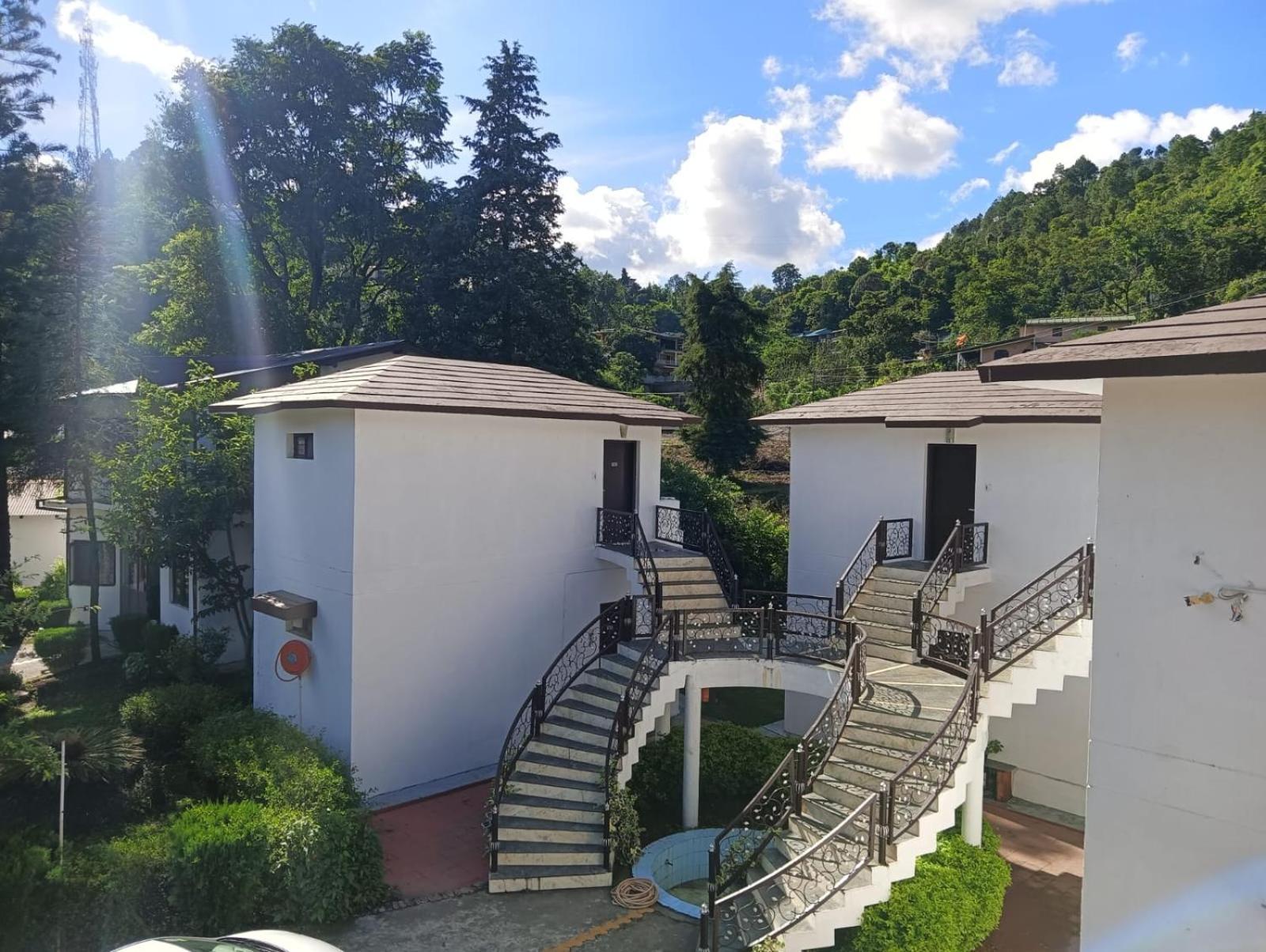 Shikha Resort Ewentbliz Bhīm Tāl 외부 사진