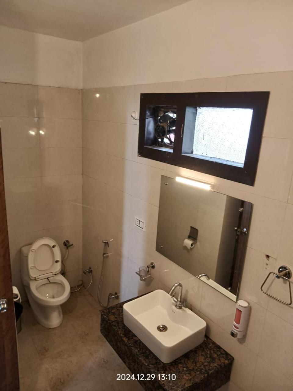 Shikha Resort Ewentbliz Bhīm Tāl 외부 사진
