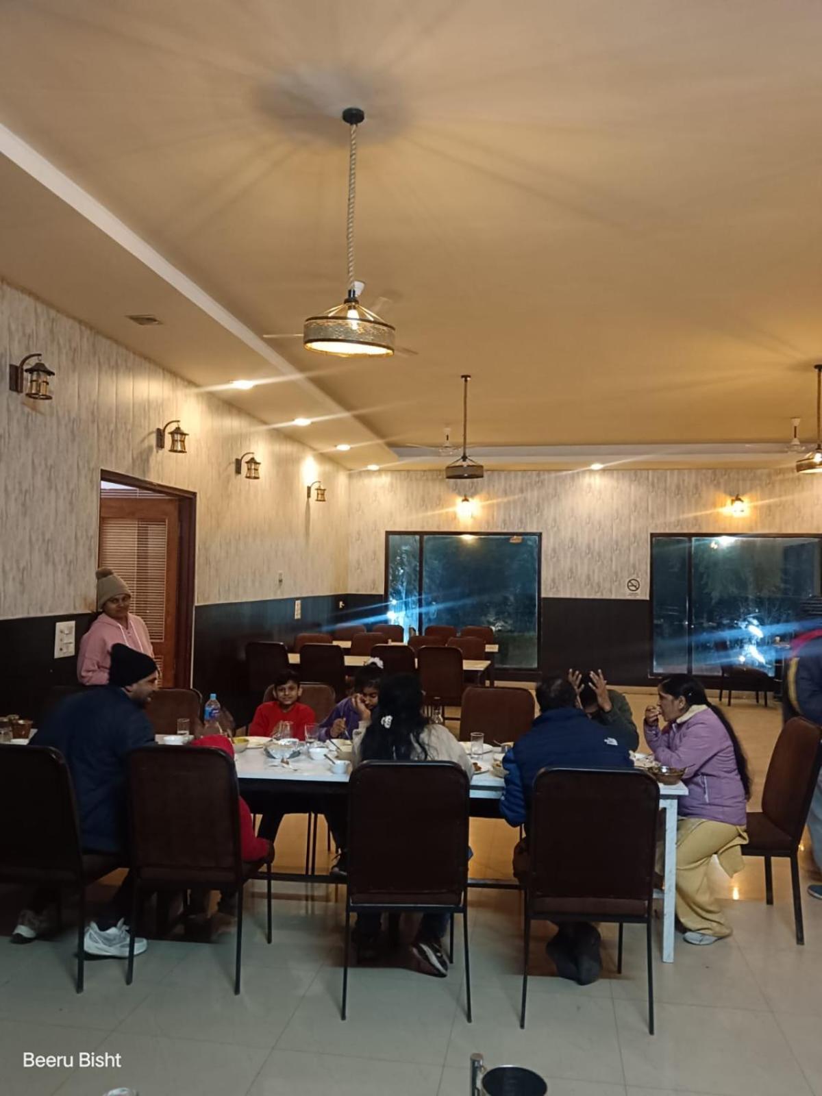 Shikha Resort Ewentbliz Bhīm Tāl 외부 사진