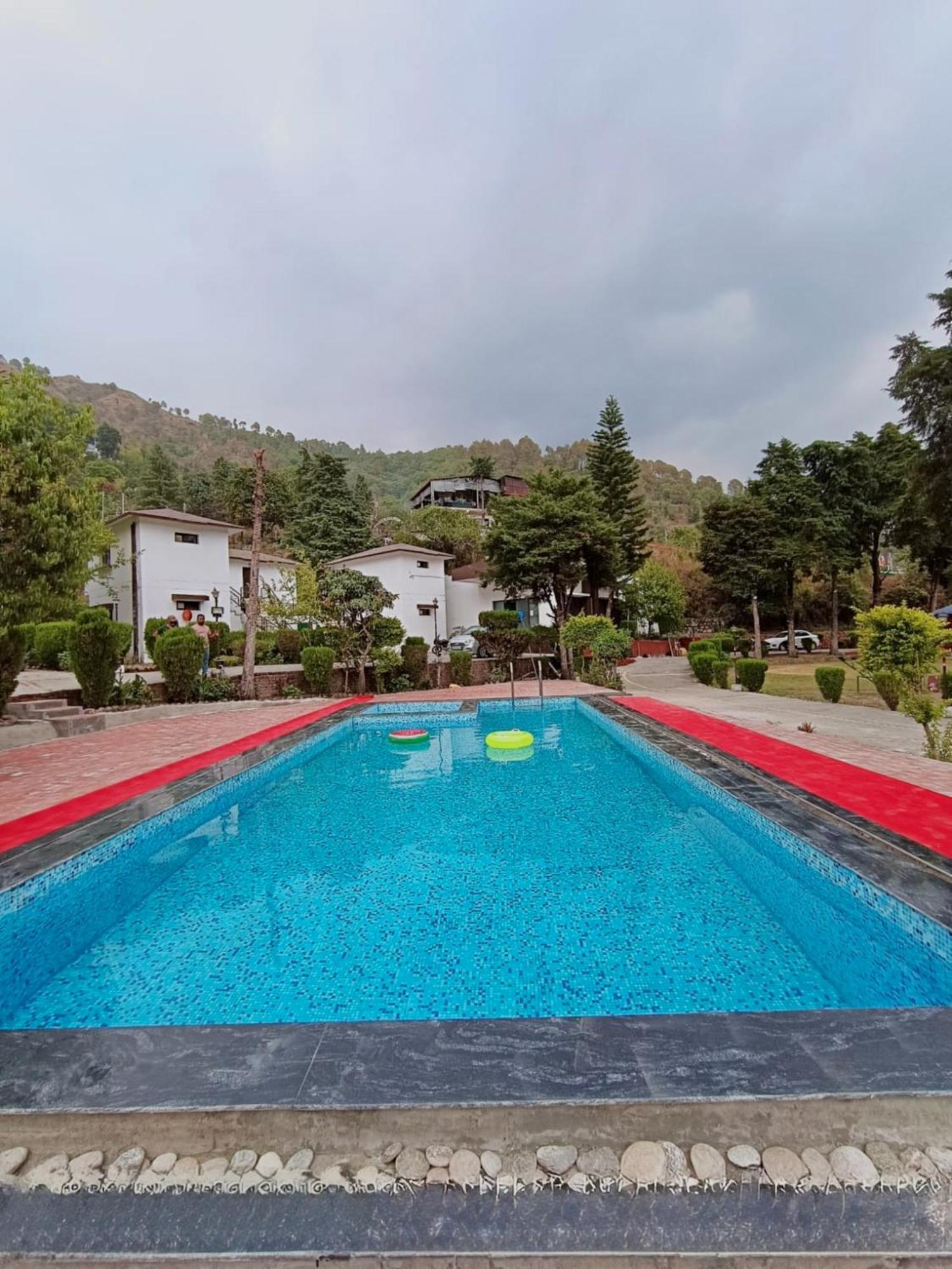 Shikha Resort Ewentbliz Bhīm Tāl 외부 사진